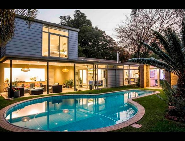 6 BEDROOM HOUSE FOR SALE IN PARKMORE